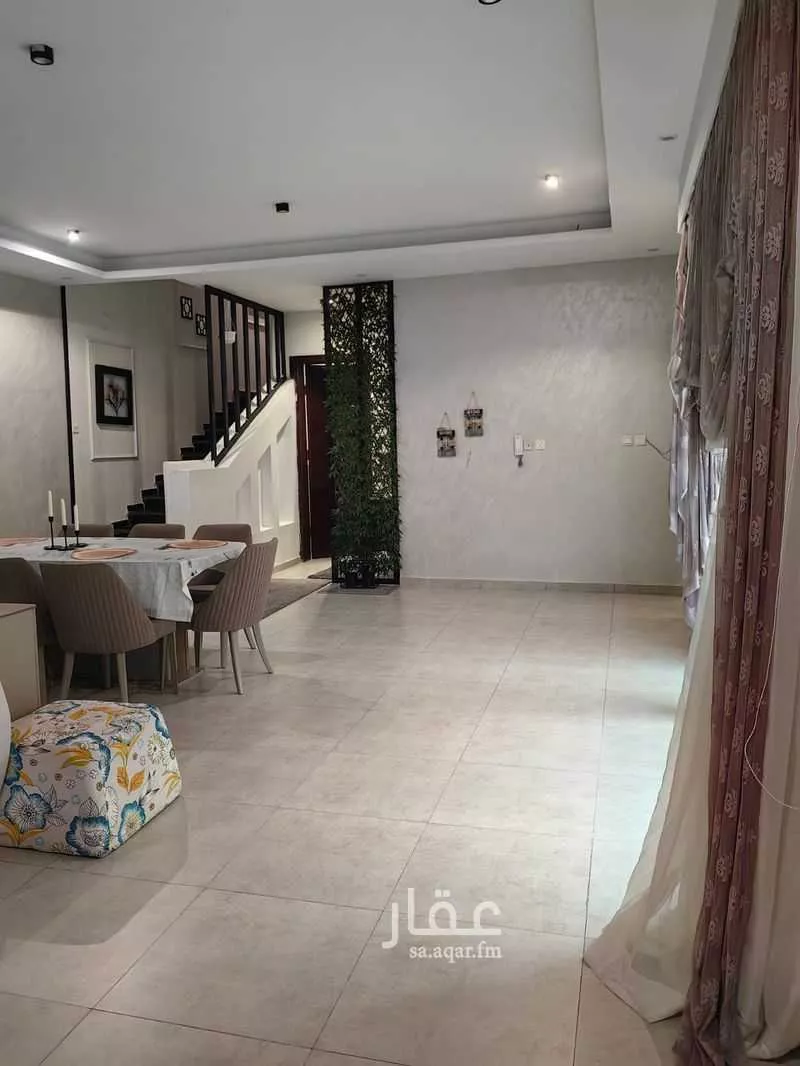 فيلا 6 غرف في نبلاء 7