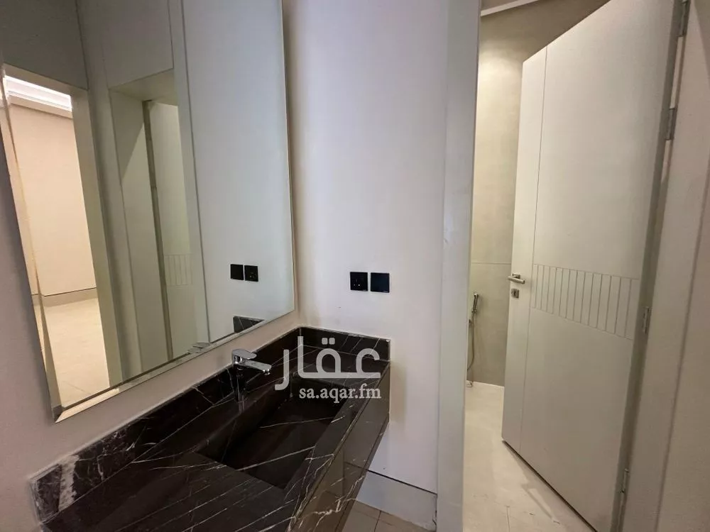 5 bedroom floor in Al Rimal 4