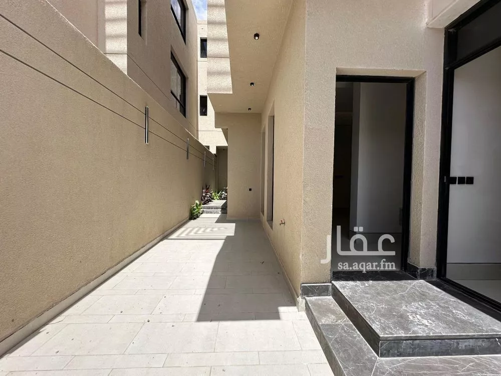 5 bedroom floor in Al Rimal 10