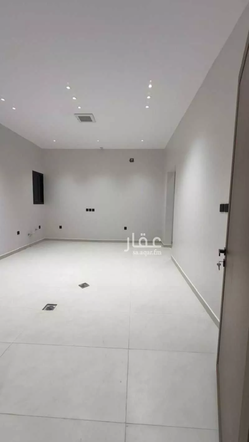 دور 6 غرف في طيبة 12