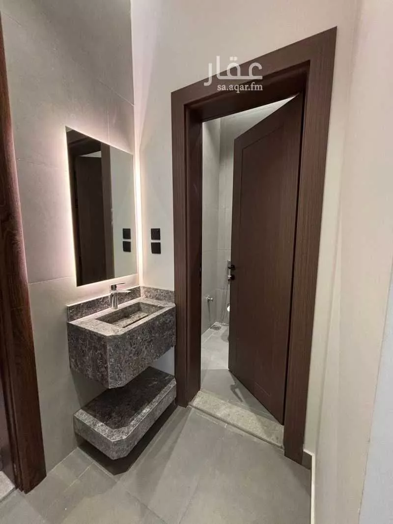 شقة 4 غرف في الشرفية 4