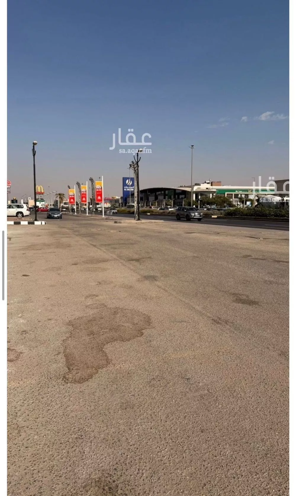 مكتب 1483 م² في الروضة 2