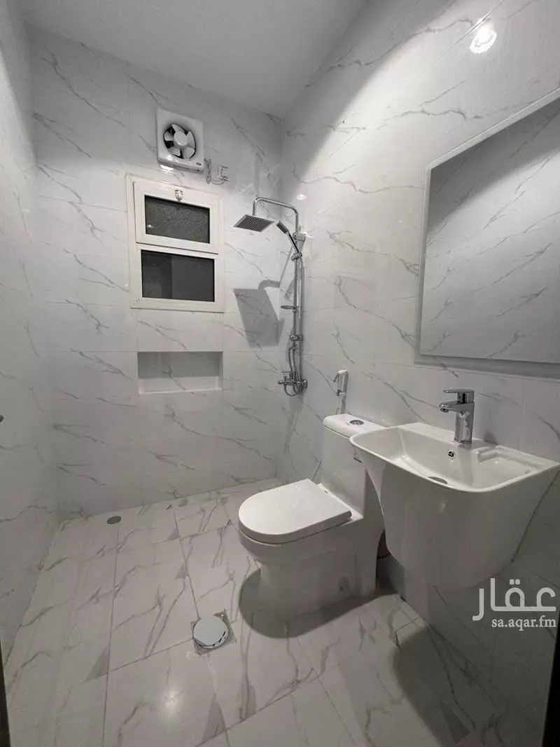 شقة 4 غرف في الصفا 5