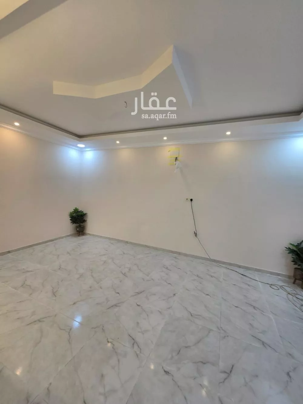 فيلا 6 غرف في ضاحية الملك فهد 4