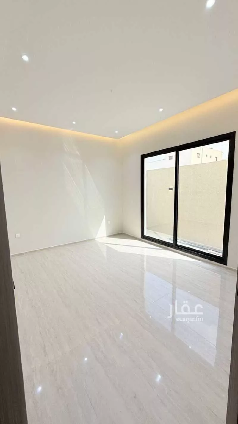 فيلا 7 غرف في ضاحية الملك فهد 7