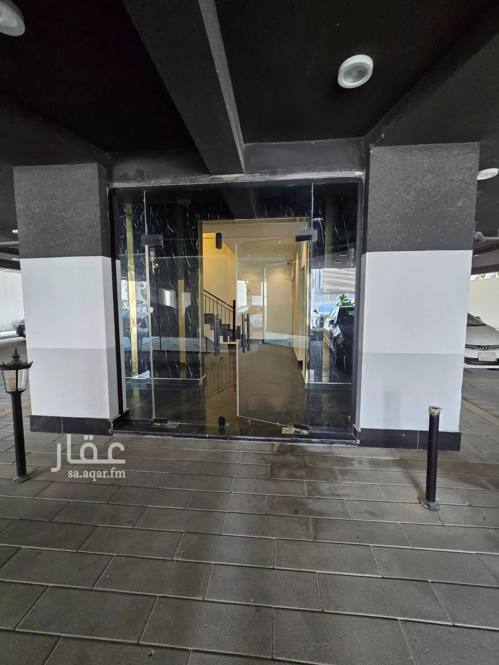 شقة 4 غرف في الحمرا 25