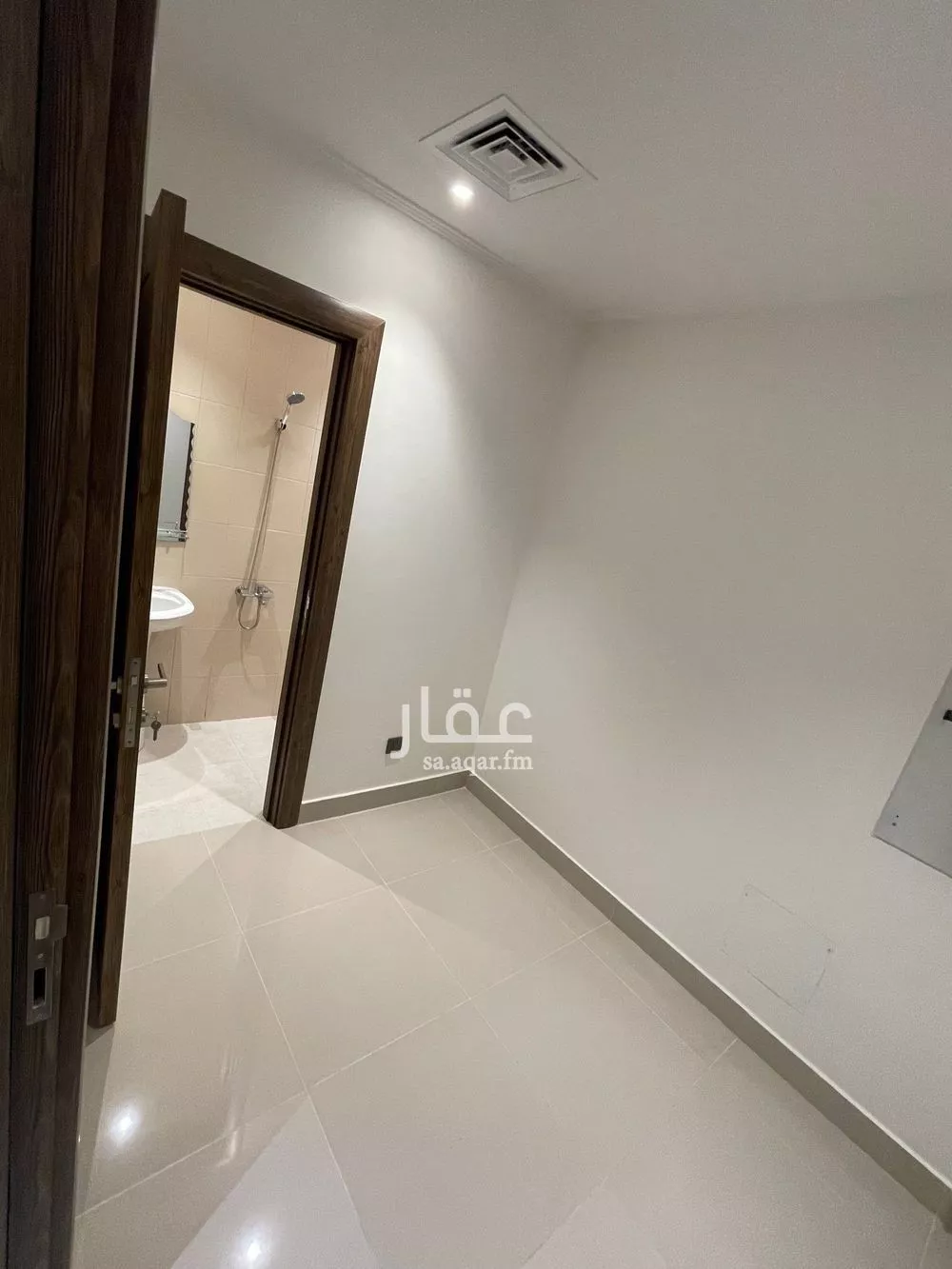 شقة 5 غرف في البندرية 6