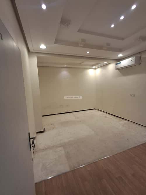 شقة 1 غرف في العليا 4