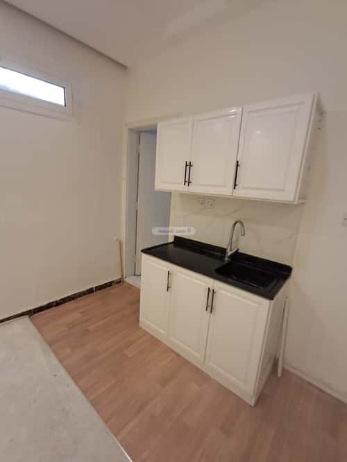 1 bedroom apartment in Al Olaya 4