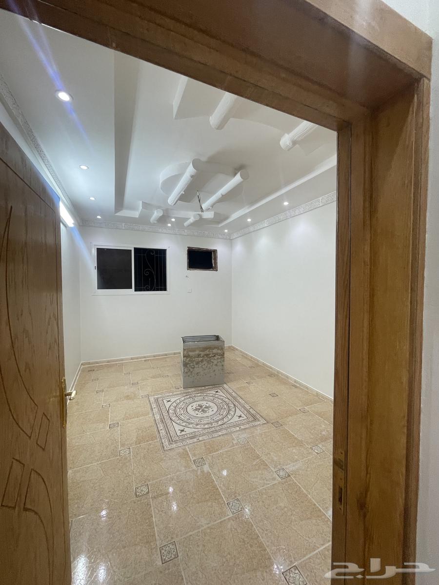 4 bedroom apartment in Dhahrat Laban 10