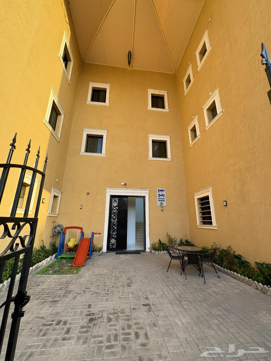 2 bedroom apartment in Dhahrat Laban 9