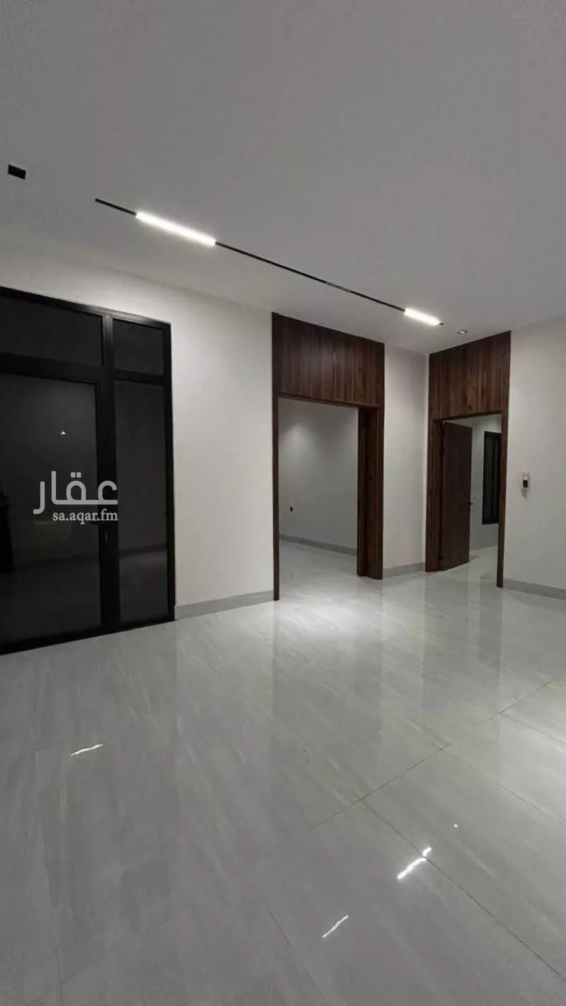 4 bedroom floor in Al Janadriyah 5
