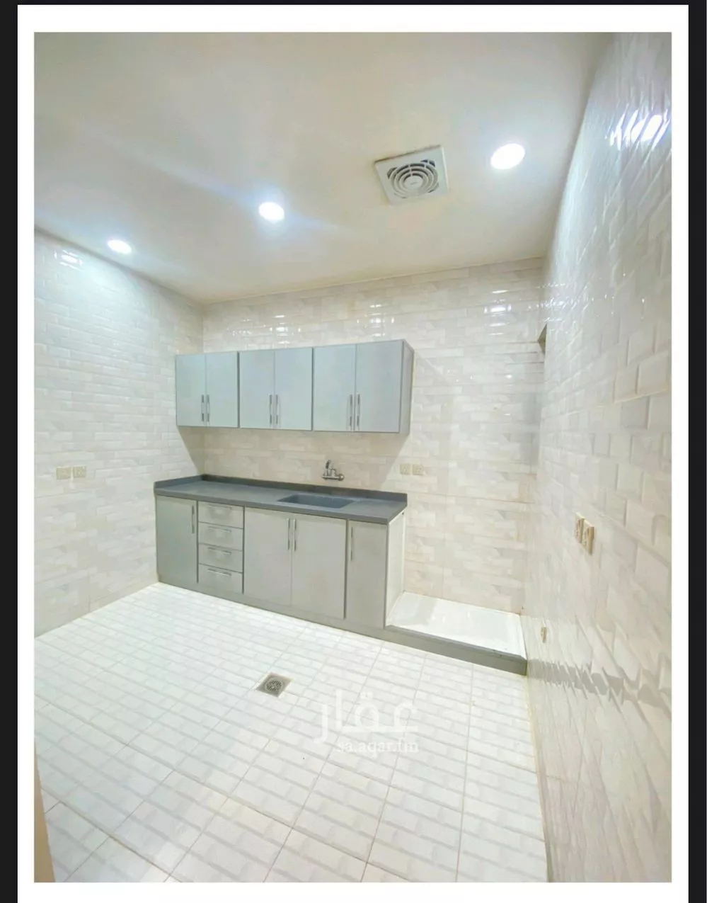 2 bedroom apartment in Al Qairawan 4