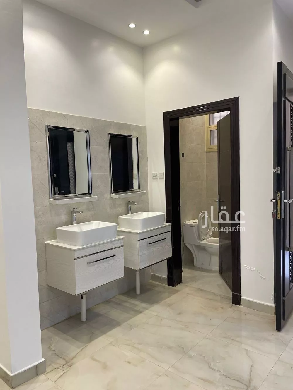 6 bedroom floor in Al Narjis 5