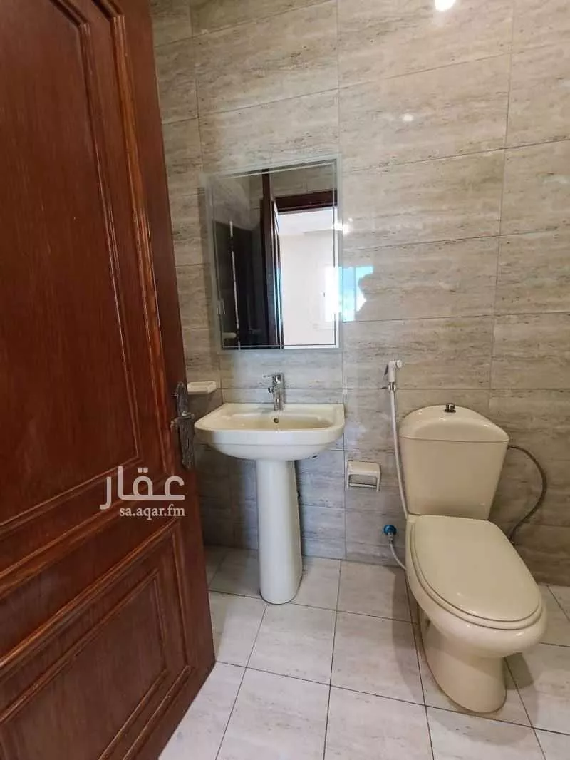 شقة 5 غرف في الروضة 3