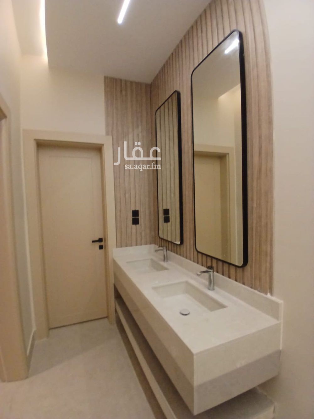 9 bedroom villa in Al Aqiq, Eastern Province 10
