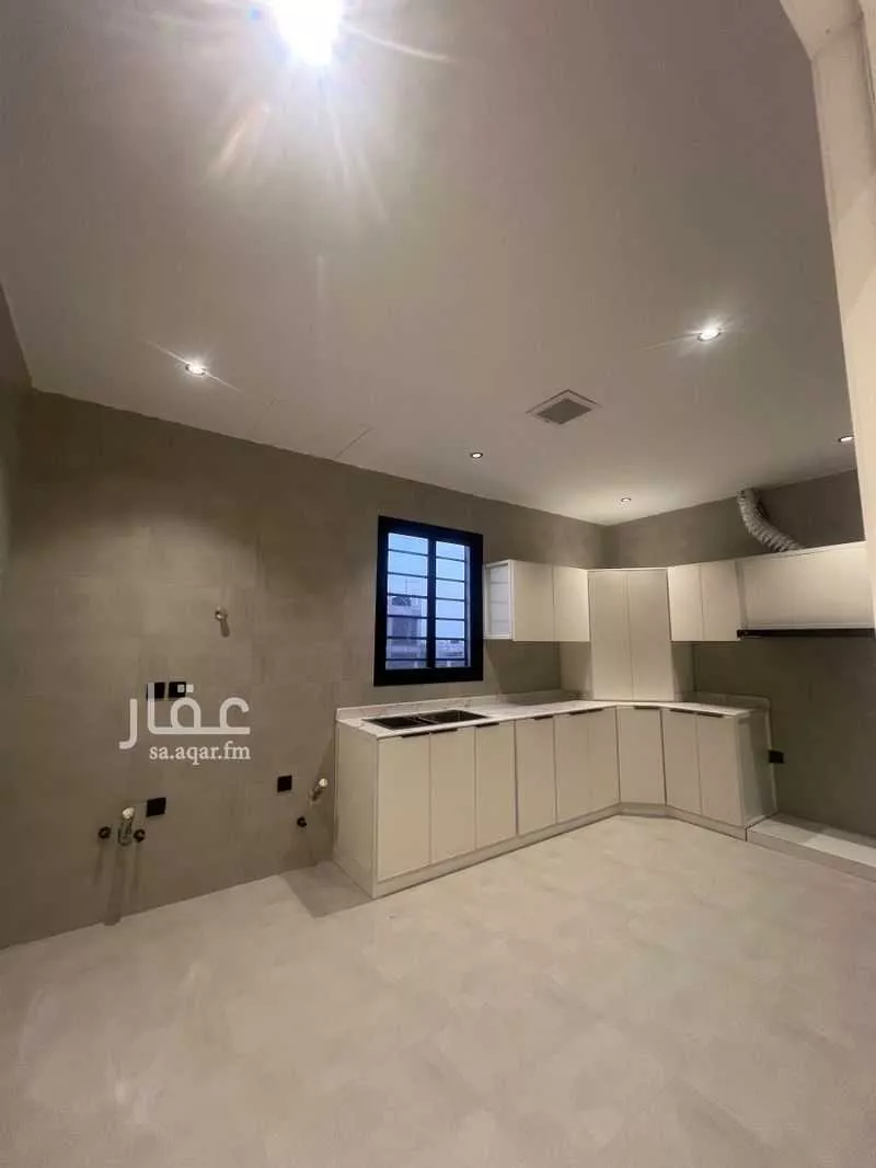 دور 4 غرف في الشرق 4