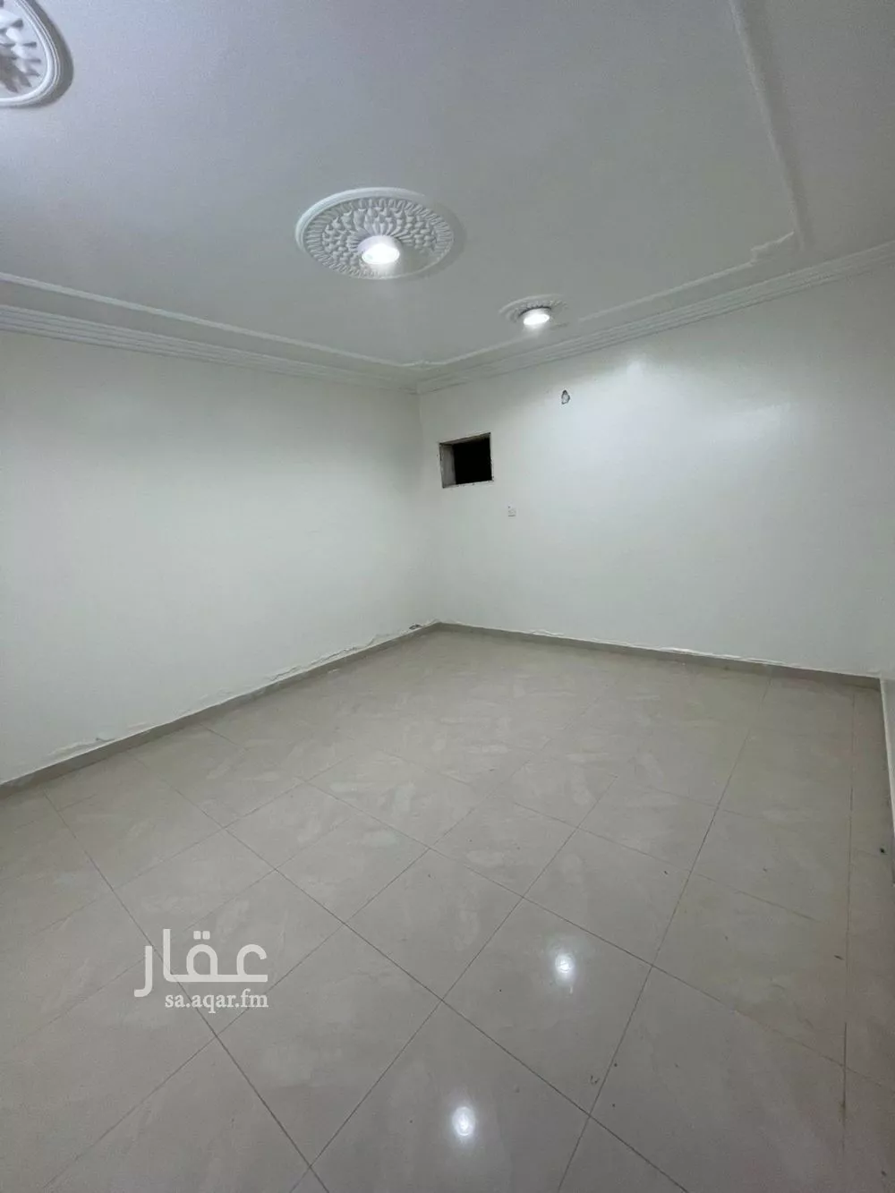 4 bedroom floor in Al Yarmouk 5
