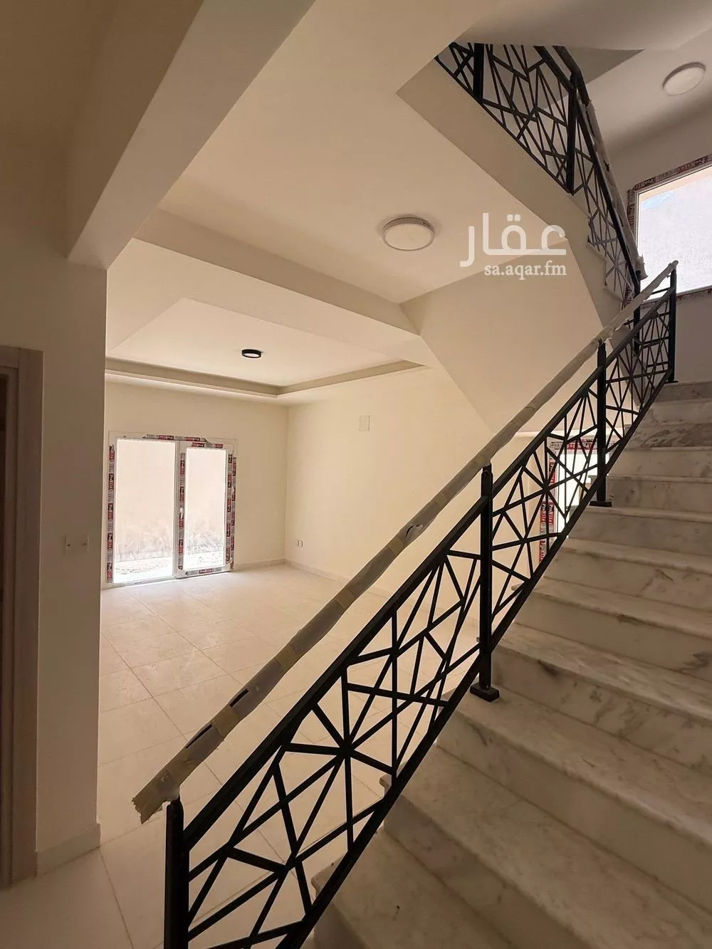 5 bedroom villa in Al Aridh 6