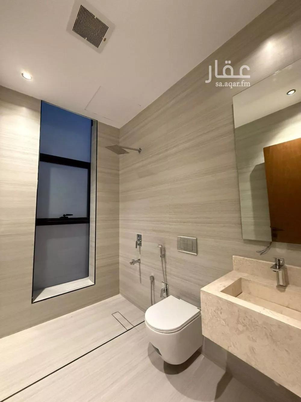 فيلا 6 غرف في المهدية 10