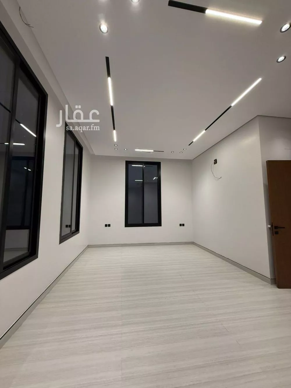 فيلا 6 غرف في المهدية 15