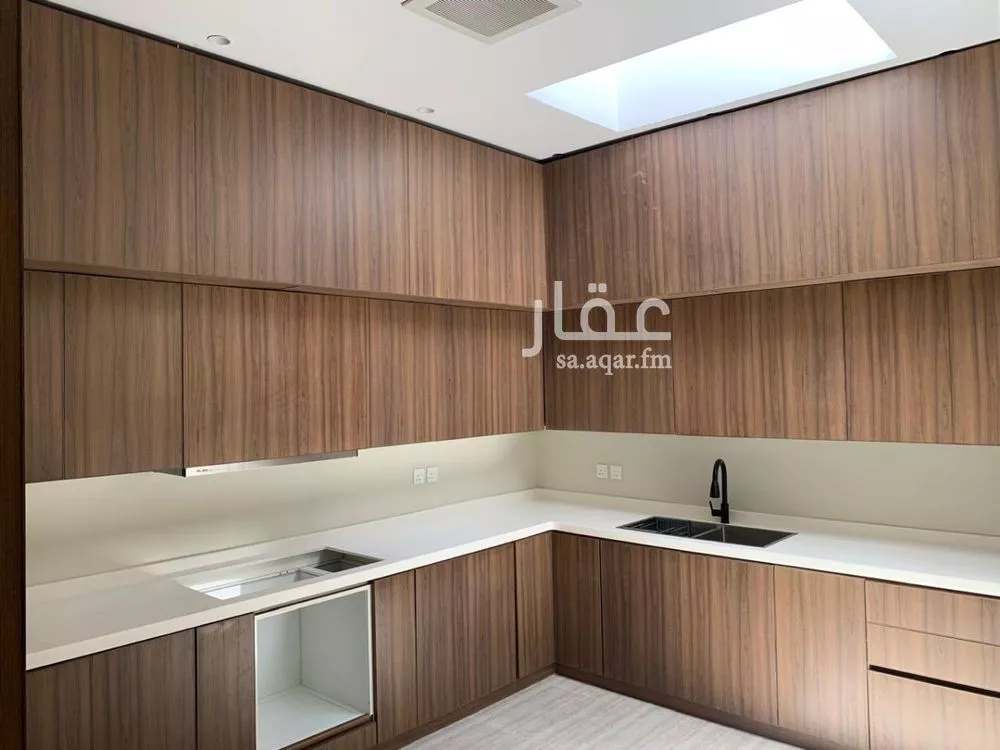 فيلا 6 غرف في النفل 7