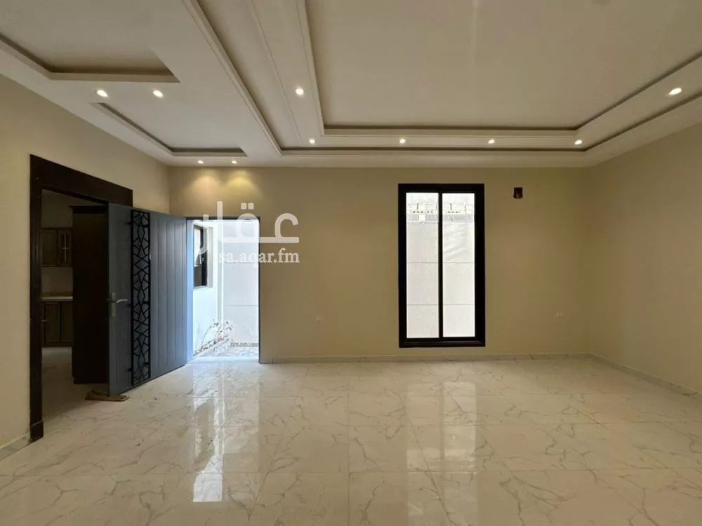 4 bedroom villa in Al Aridh 19