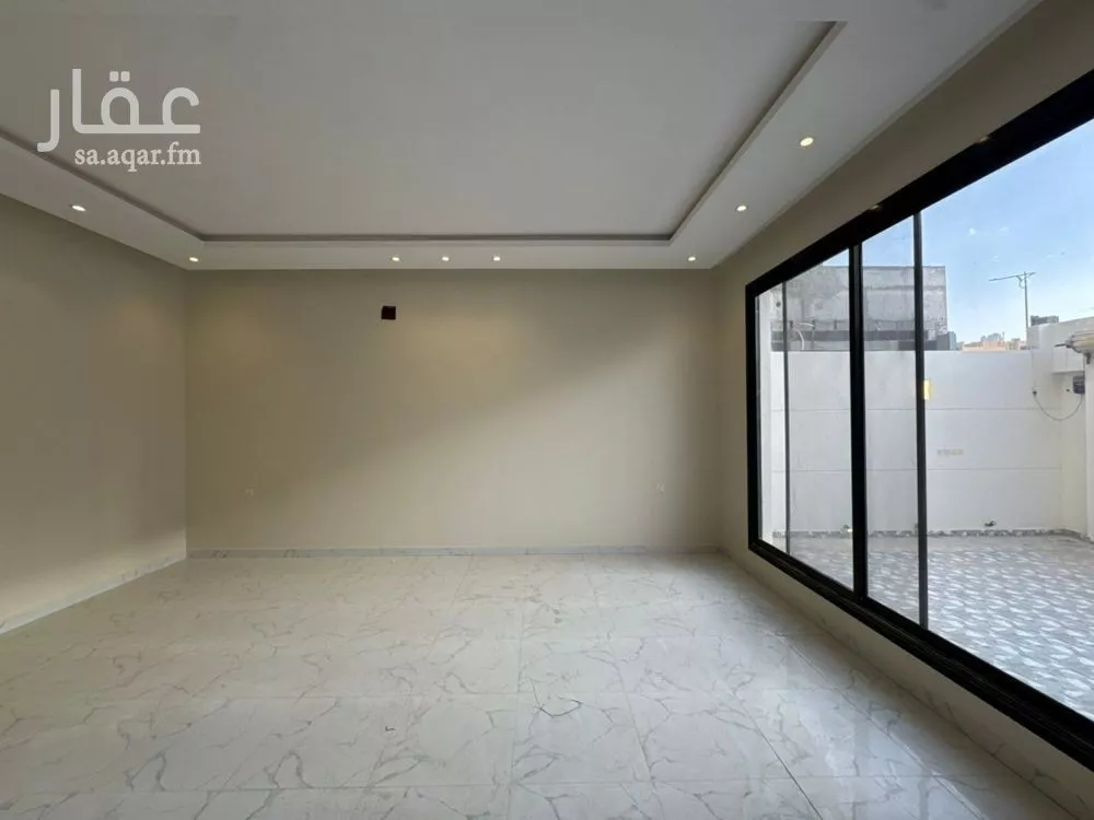 4 bedroom villa in Al Aridh 7