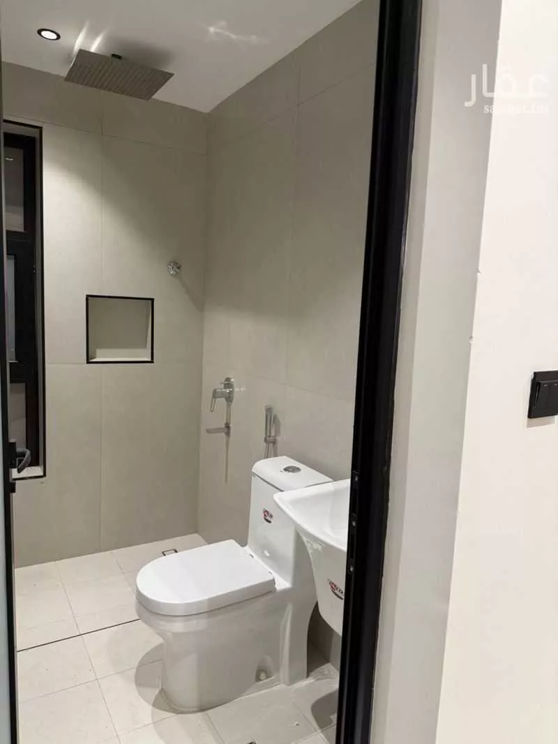 شقة 4 غرف في الجامعيين 7