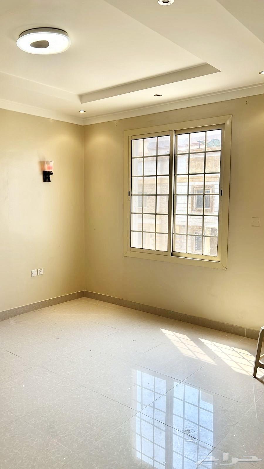 شقة 3 غرف في الصفا 6