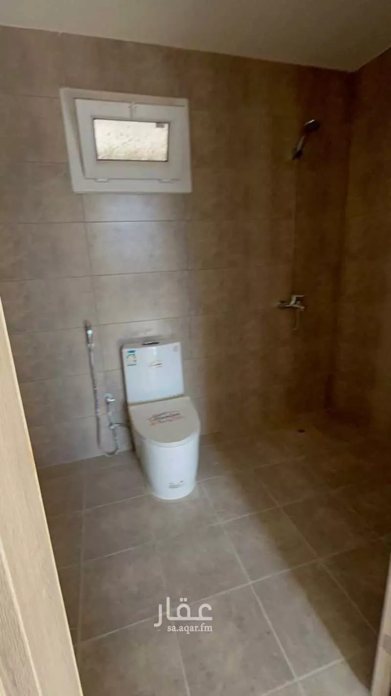 فيلا 4 غرف في الرياض 5