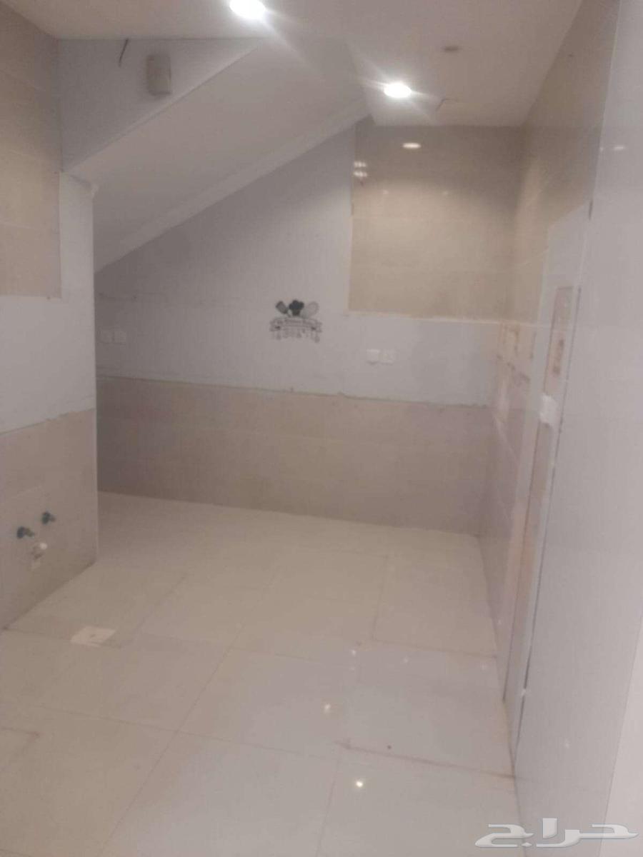 3 bedroom villa in Al Buhayrat 4