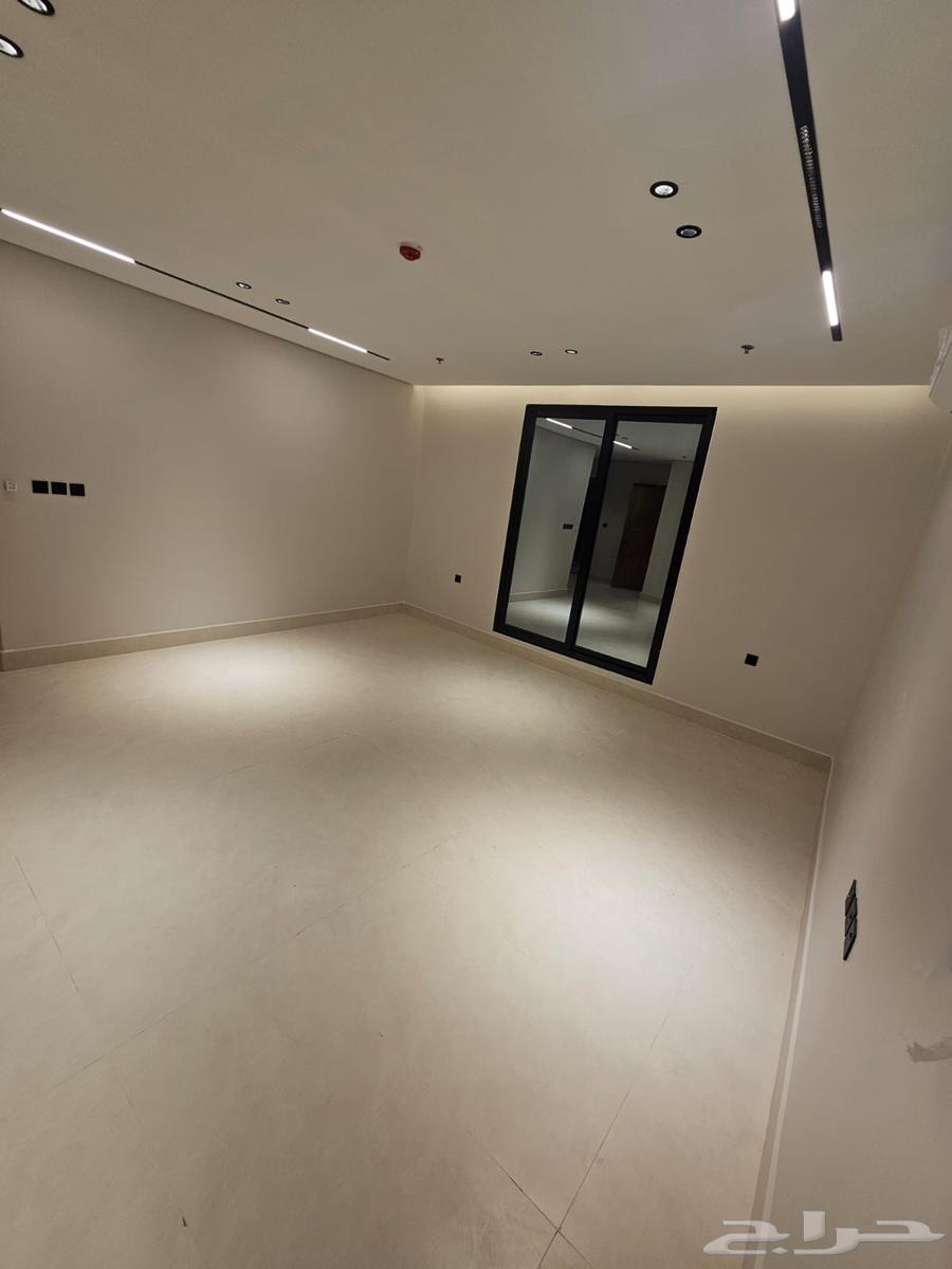 4 bedroom apartment in Ash Shulah 9