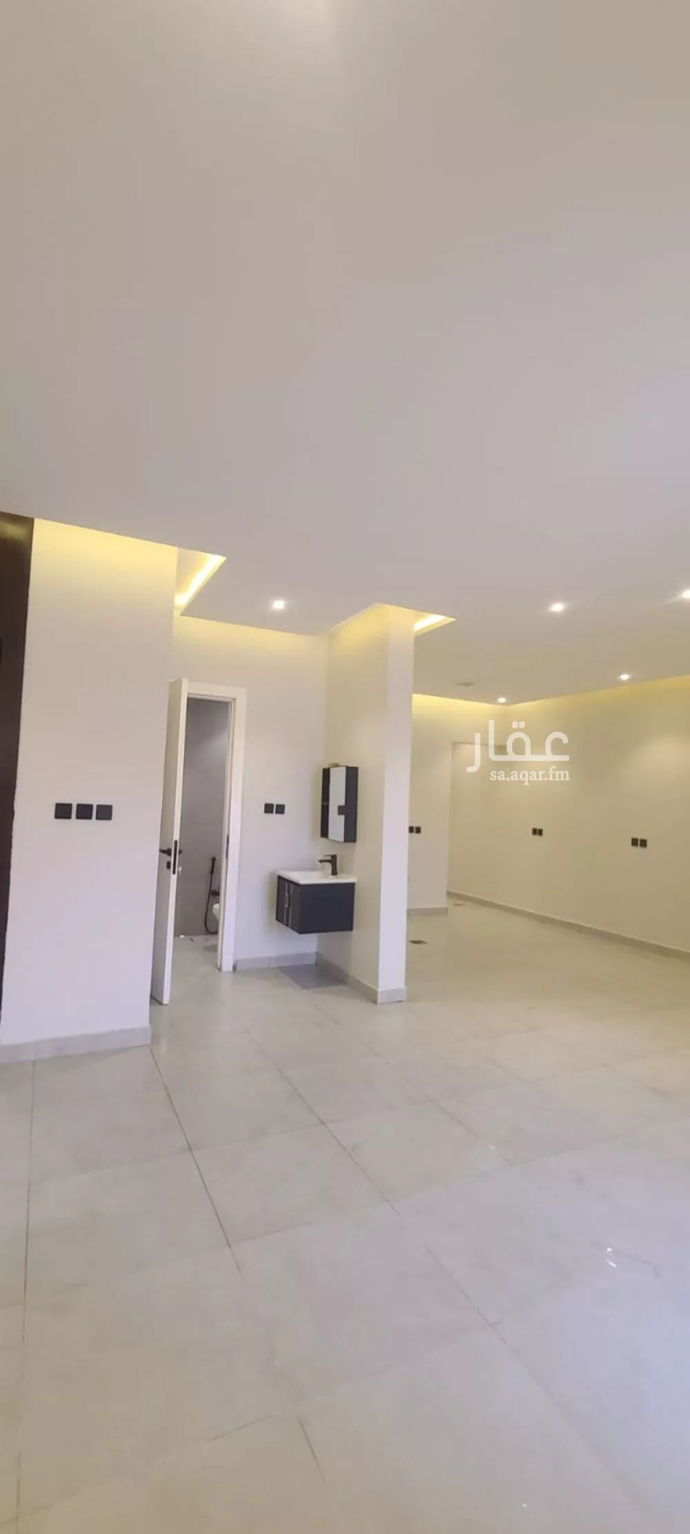 3 bedroom apartment in Dhahrat Laban 2