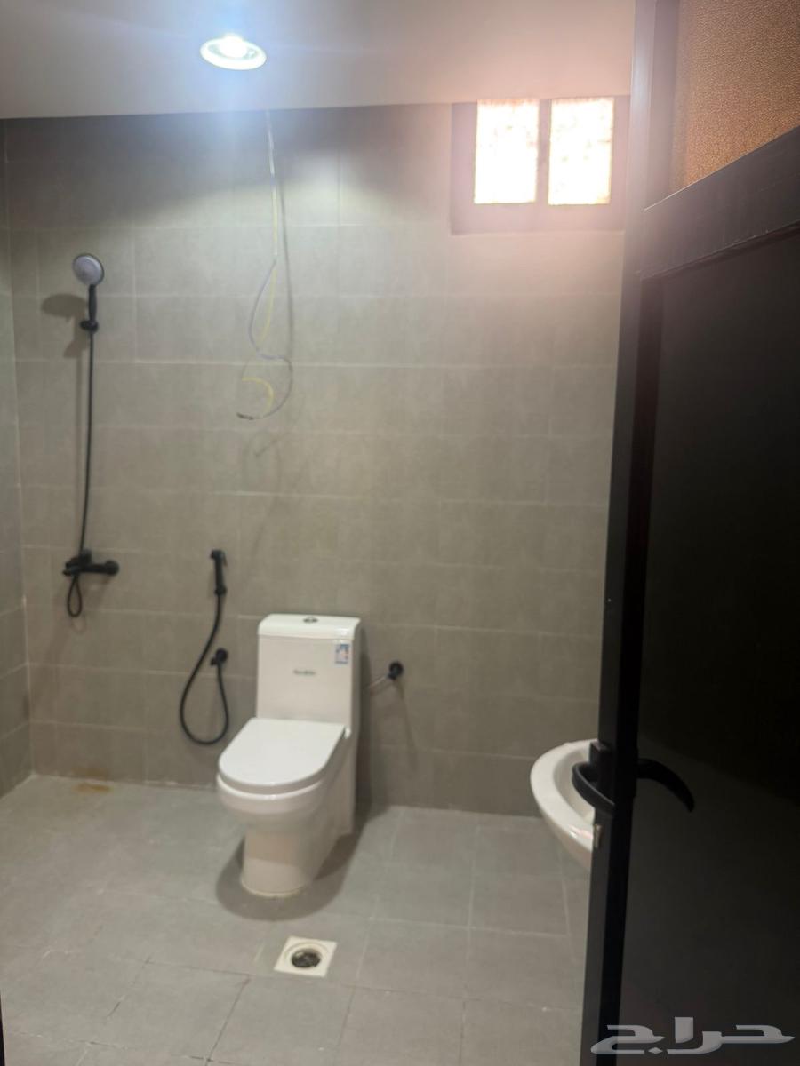 فيلا 7 غرف في الراكة الجنوبية 13