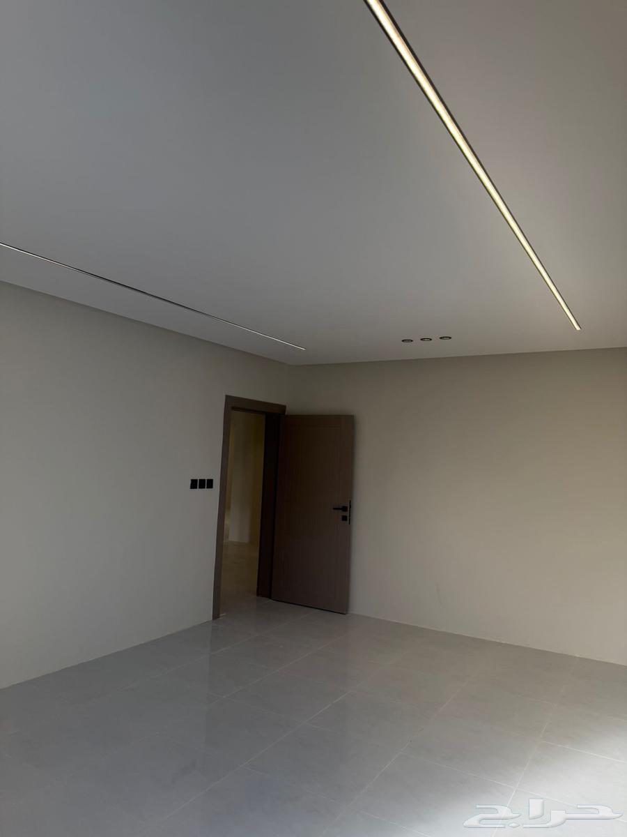 فيلا 7 غرف في الراكة الجنوبية 5