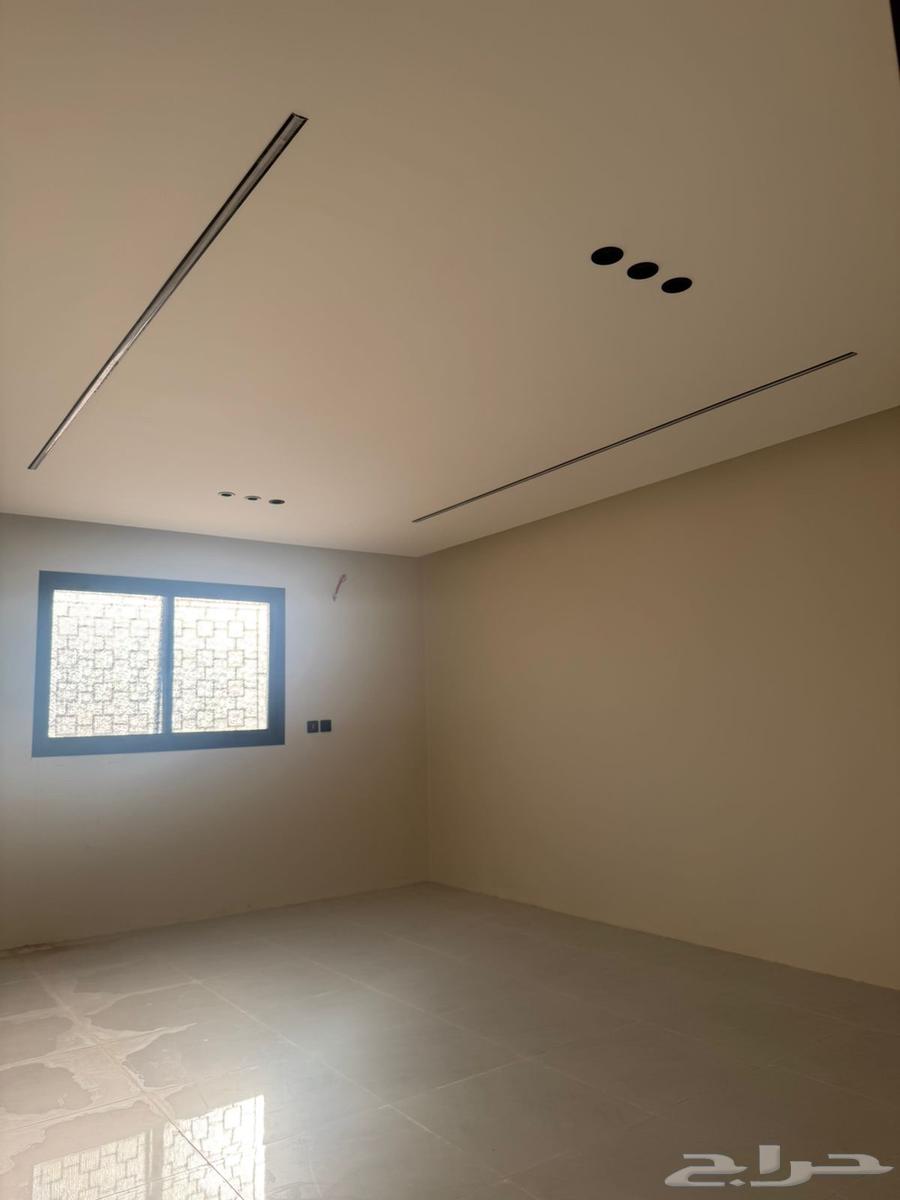 فيلا 7 غرف في الراكة الجنوبية 8