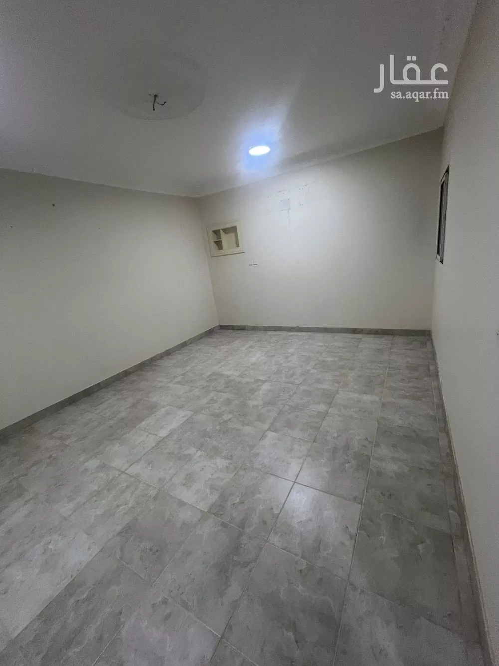 4 bedroom floor in Ishbiliyah 5