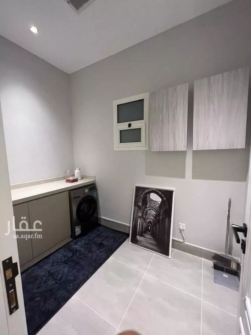 3 bedroom apartment in Al Malqa 5