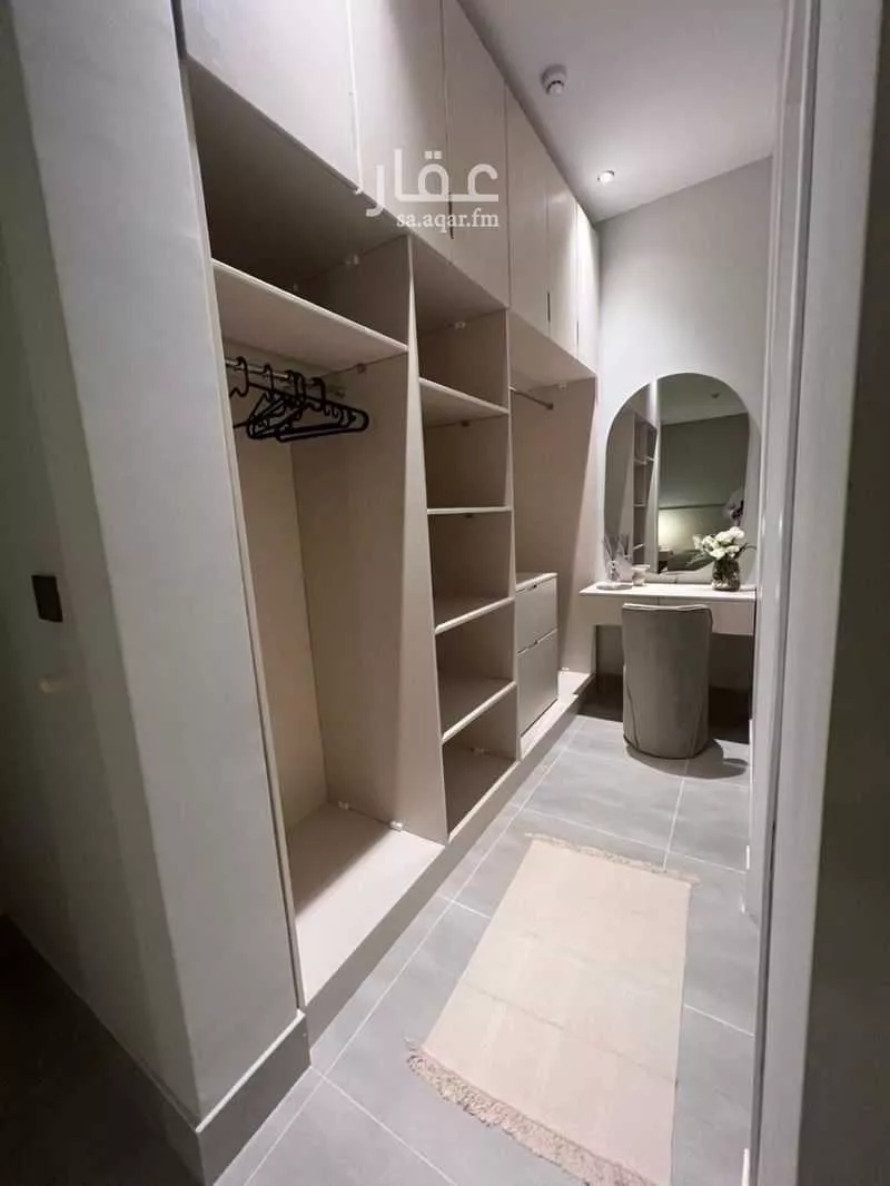 3 bedroom apartment in Al Malqa 6