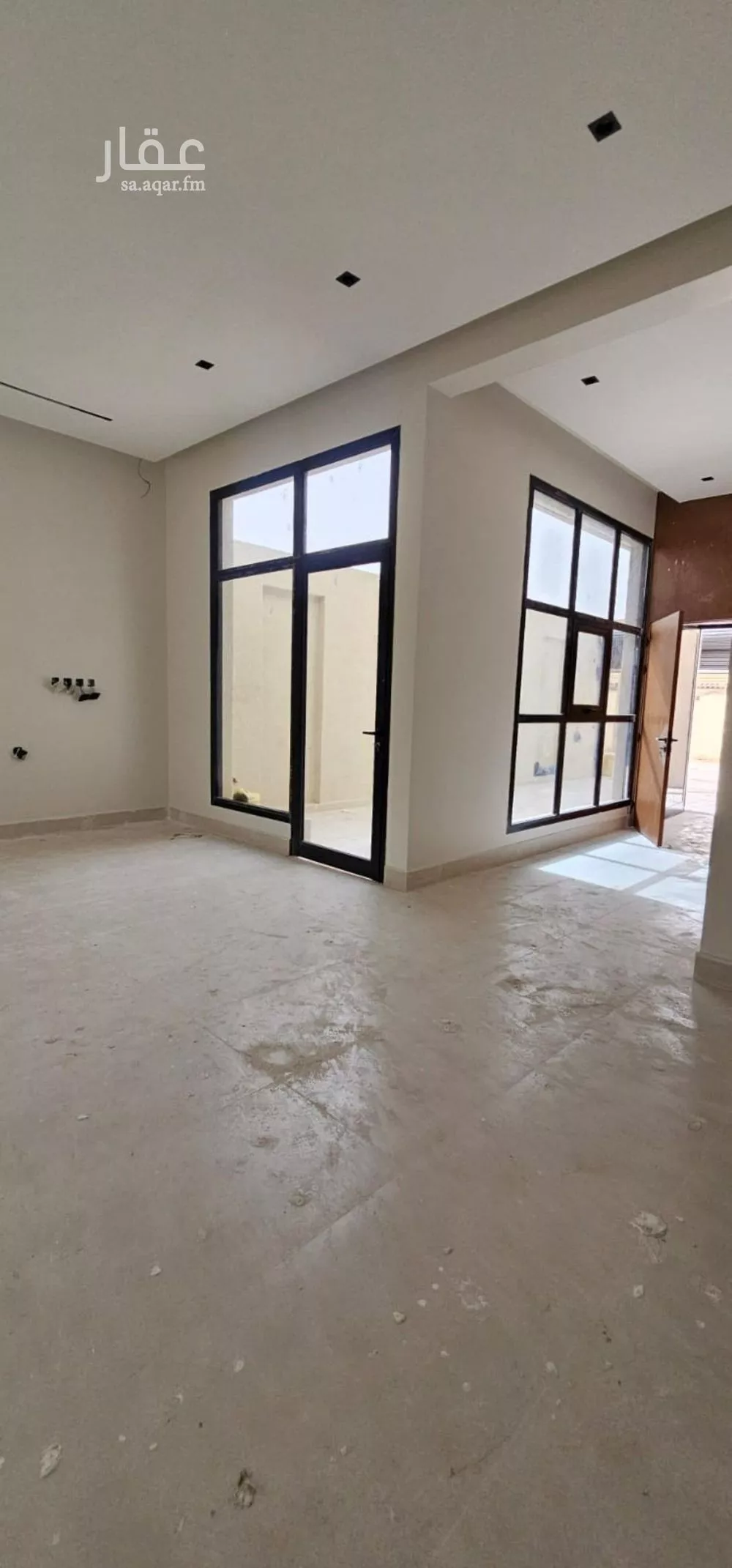 4 bedroom villa in Al Aridh 8