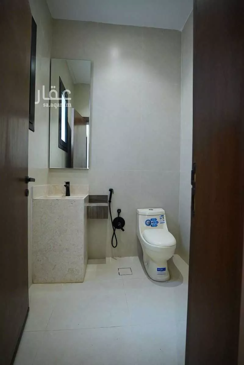 شقة 3 غرف في الشرق 14