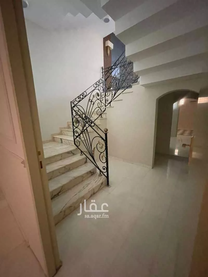 6 bedroom villa in Al Shati, Jeddah 18