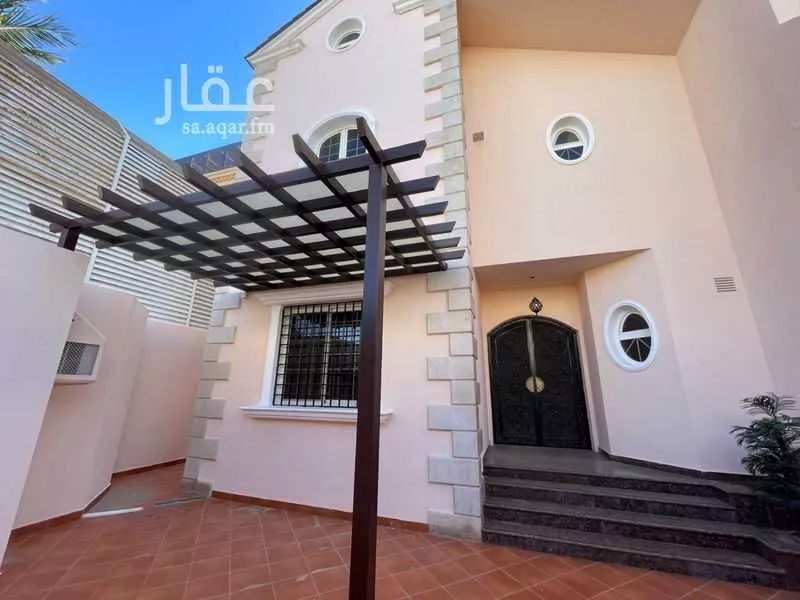 فيلا 6 غرف في الشاطئ 6