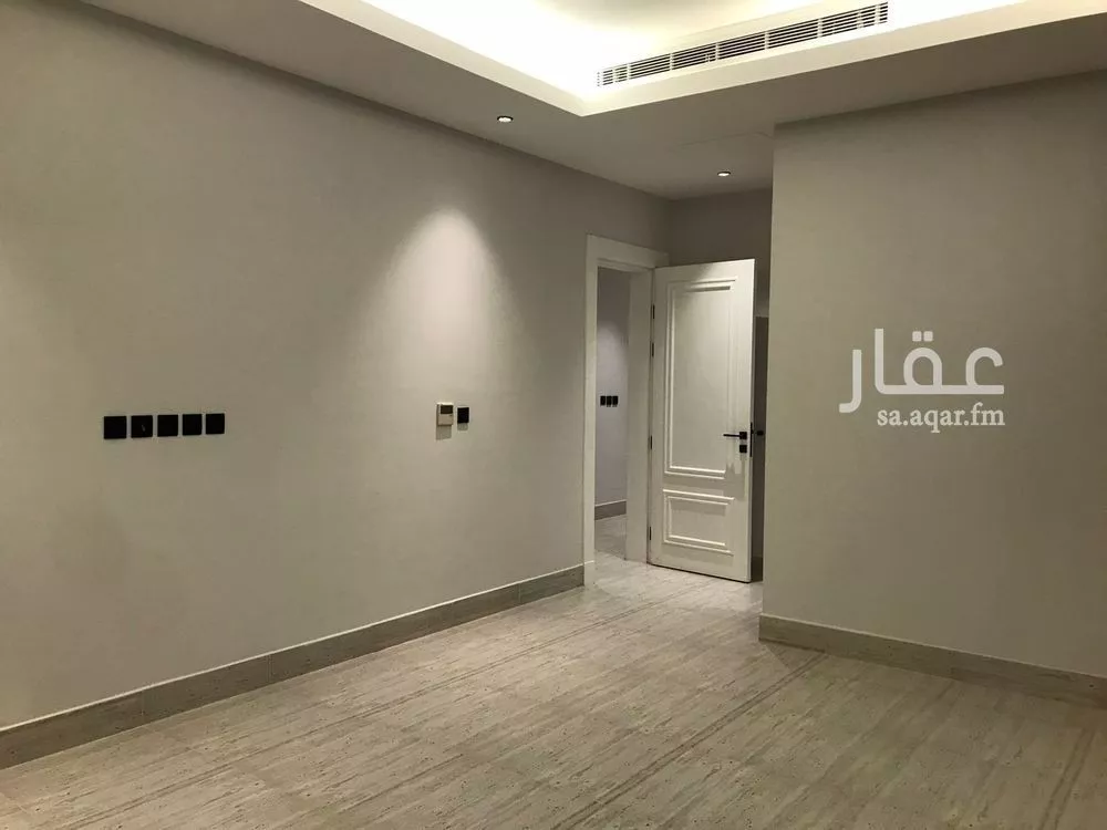 شقة 3 غرف في الملك عبدالعزيز 21