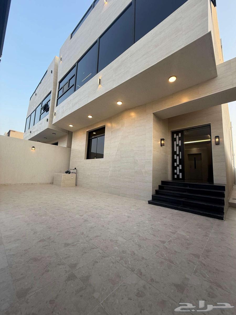 فيلا 9 غرف في ولي العهد 2