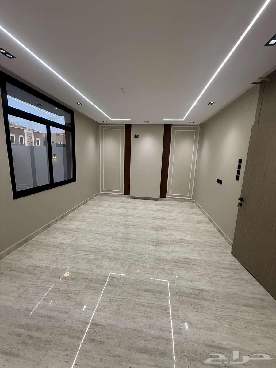 فيلا 9 غرف في ولي العهد 4