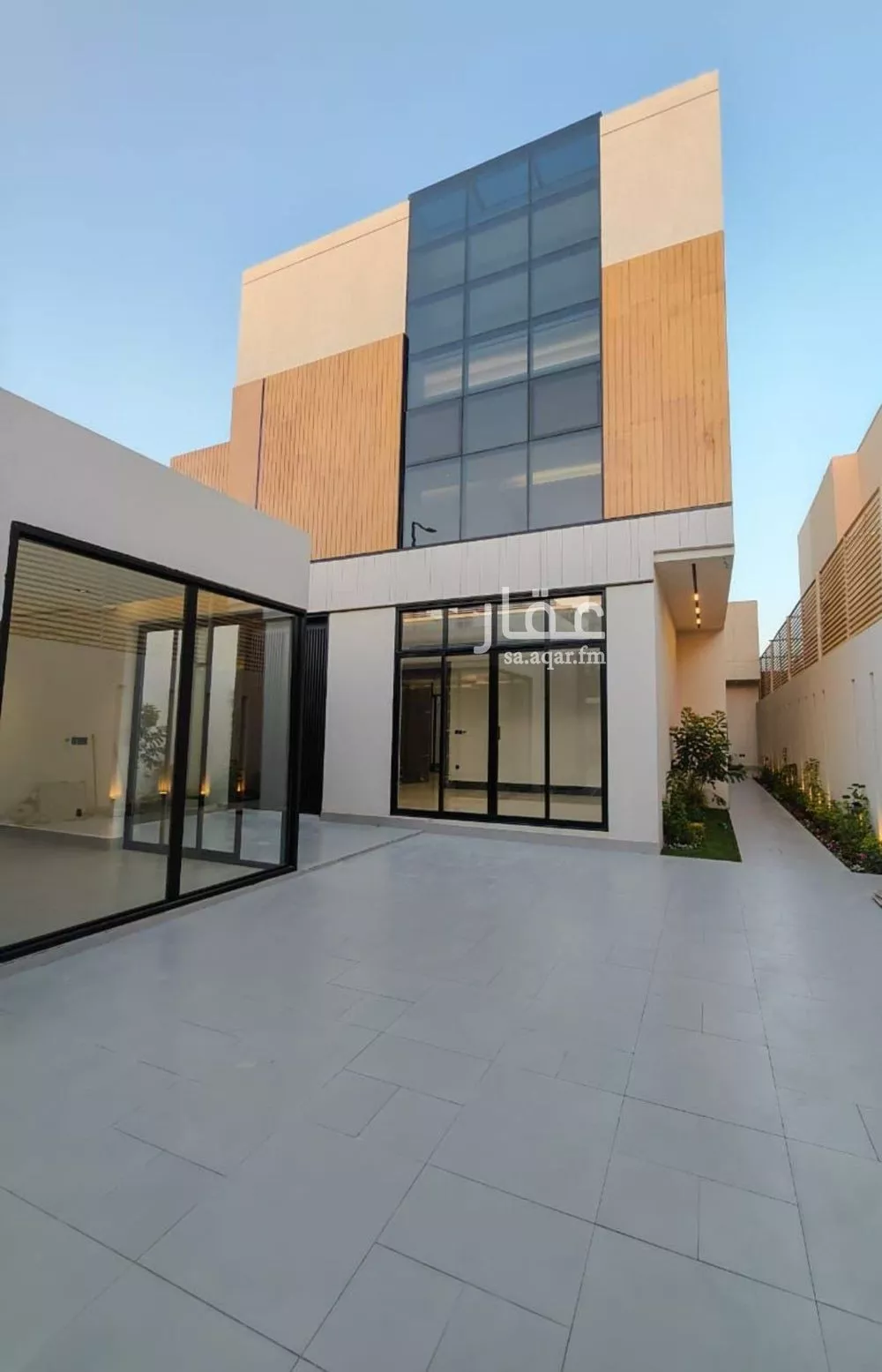 فيلا 5 غرف في الياسمين 9