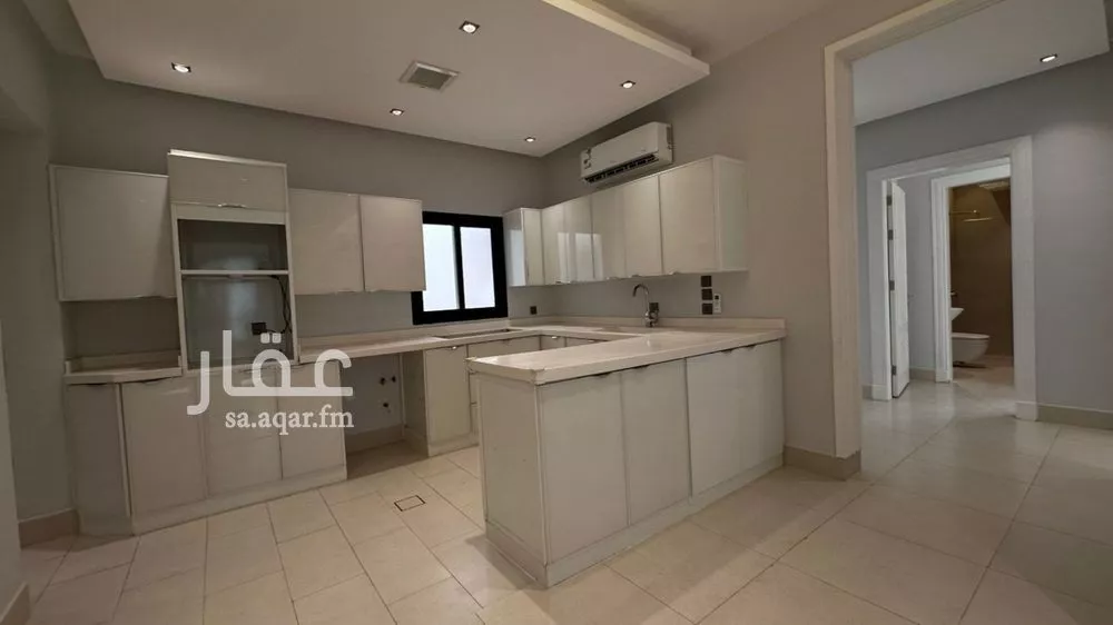 4 bedroom apartment in Al Malqa 16