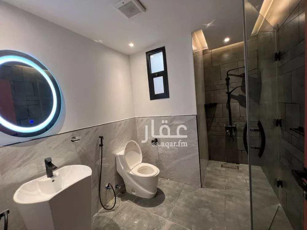 شقة 3 غرف في العارض 8